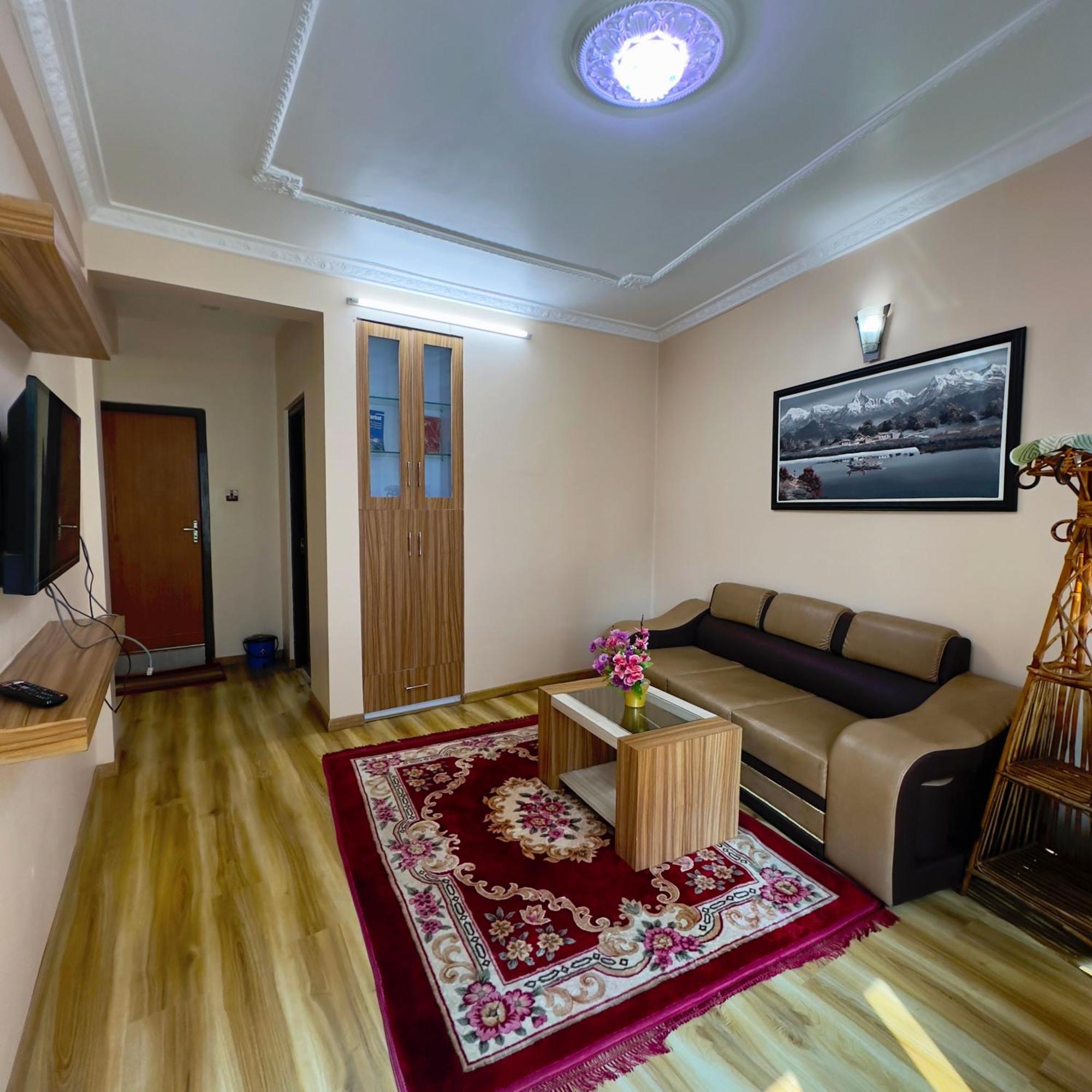 House Of Forrest, Service Apartments 加德满都 外观 照片