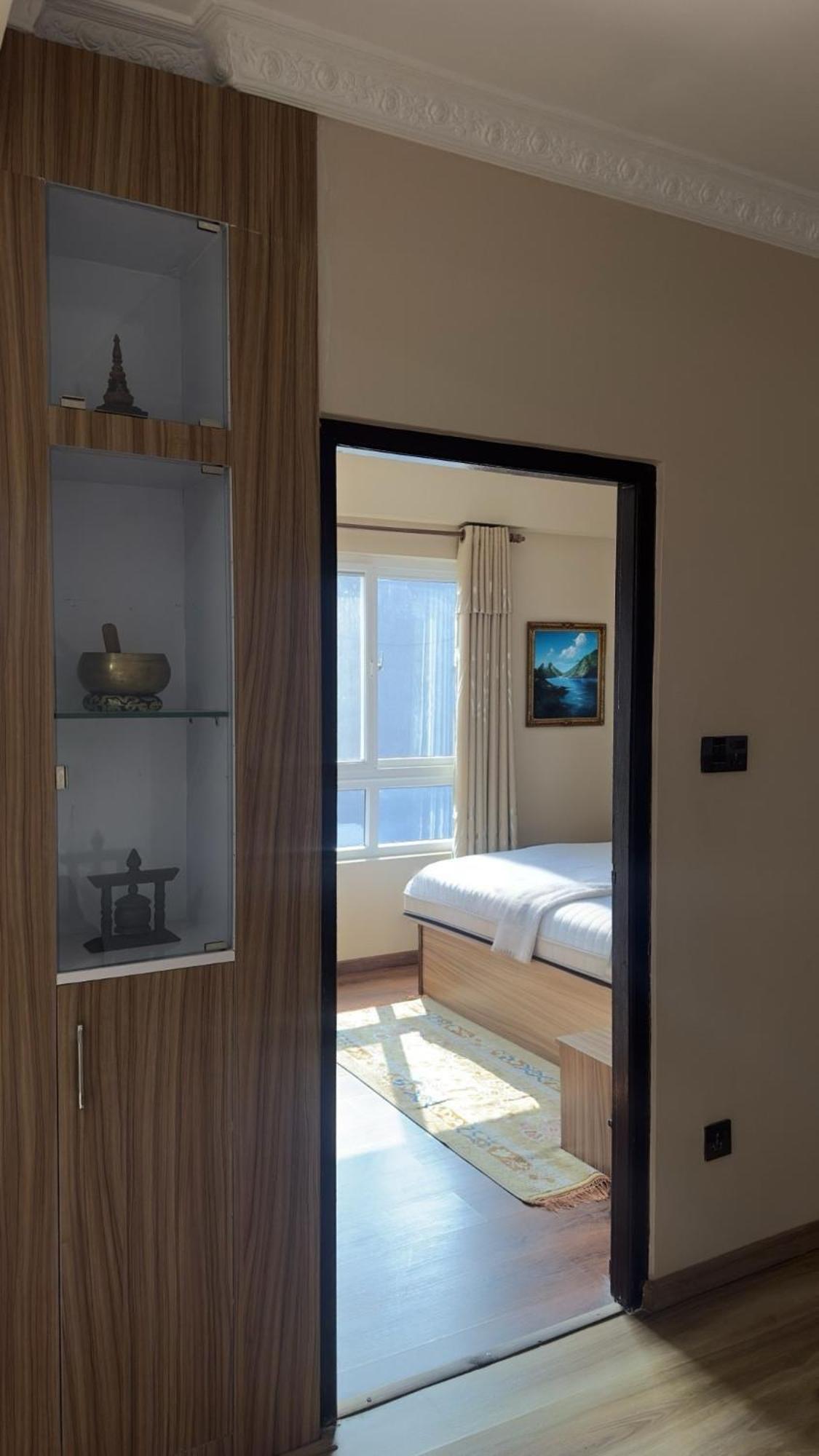 House Of Forrest, Service Apartments 加德满都 外观 照片